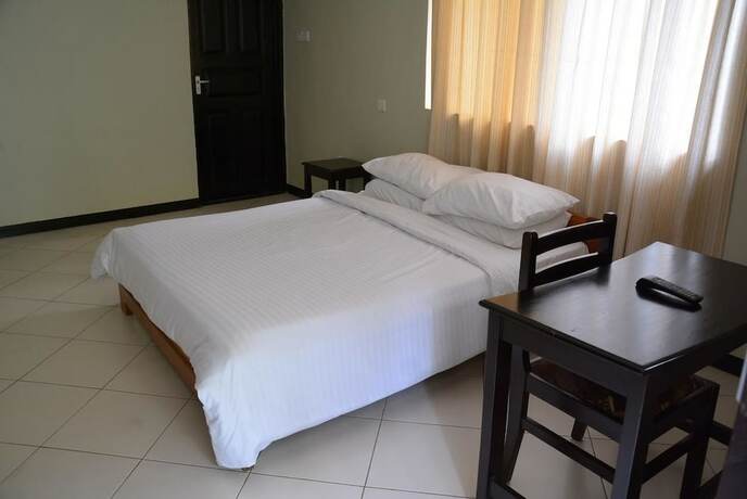 Imagen de la habitación del Hotel Mahale Classic Lodge. Foto 8