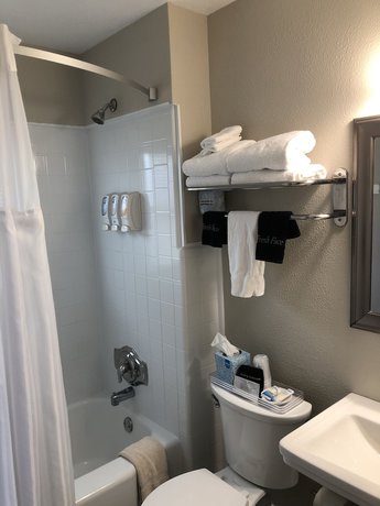 Imagen de la habitación del Hotel Mahalo Cape May. Foto 11