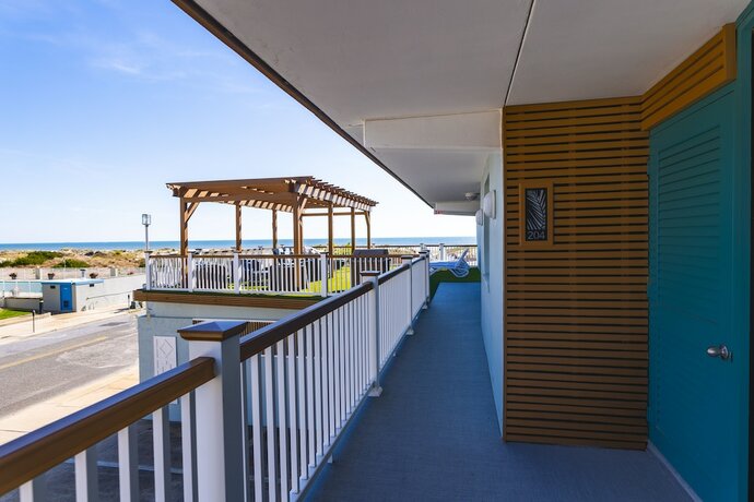 Imagen general del Hotel Mahalo Diamond Beach. Foto 7