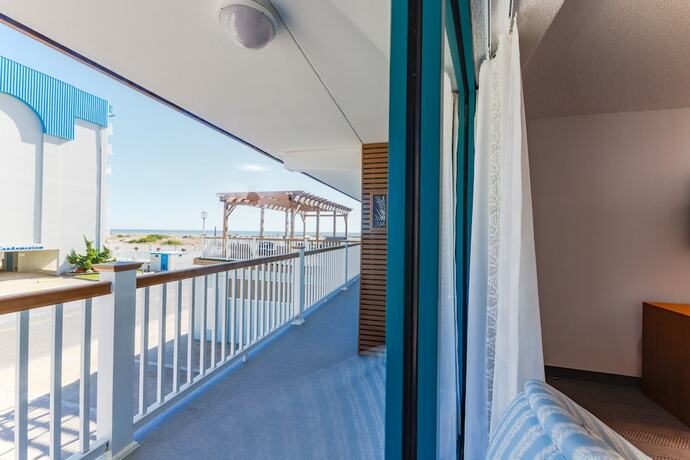 Imagen general del Hotel Mahalo Diamond Beach. Foto 9