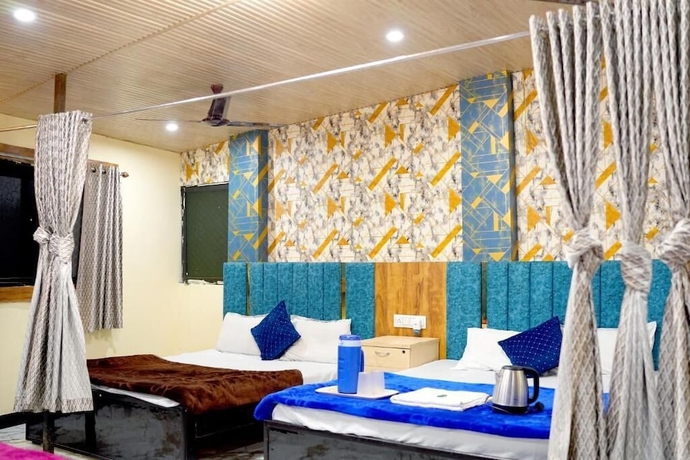 Imagen de la habitación del Hotel Mahalok Palace. Foto 4