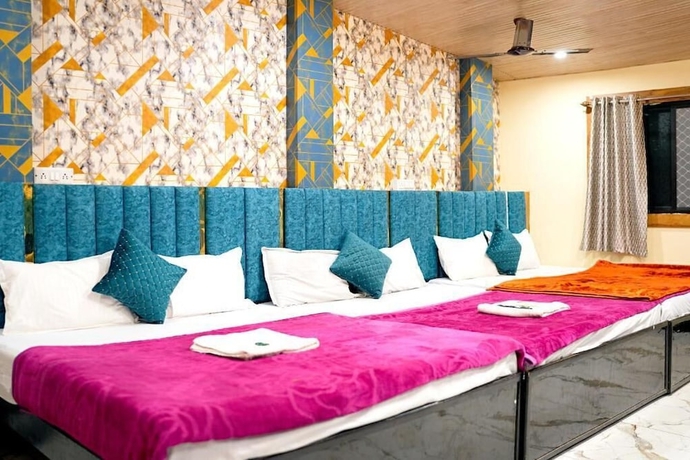 Imagen de la habitación del Hotel Mahalok Palace. Foto 5