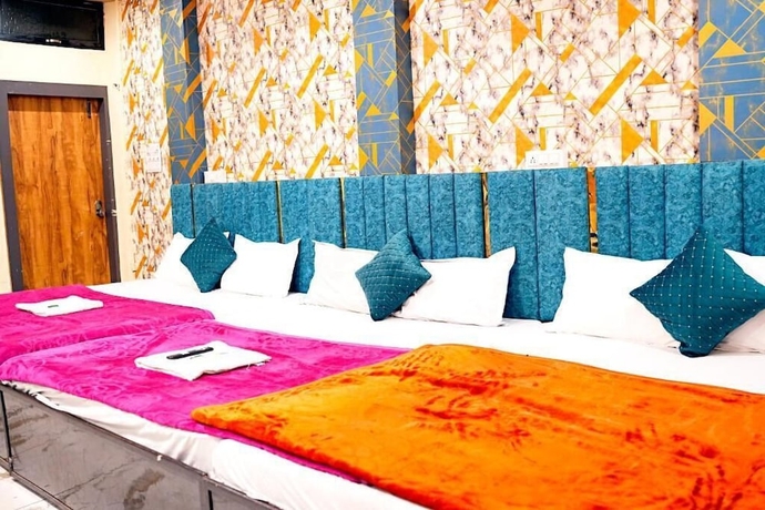 Imagen de la habitación del Hotel Mahalok Palace. Foto 12