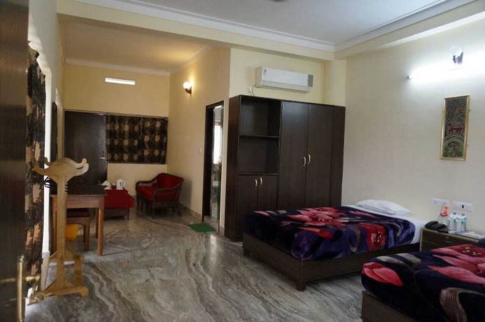 Imagen de la habitación del Hotel Mahamaya Palace. Foto 8