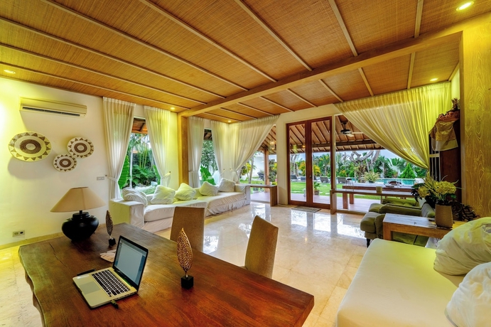 Imagen de los interiores del Hotel Mahameru Uluwatu. Foto 16