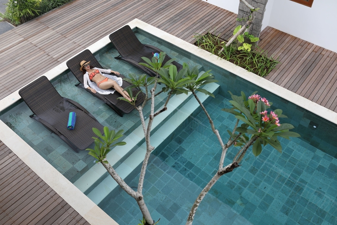 Imagen de la piscina del Hotel Mahana Boutique Apartment. Foto 17