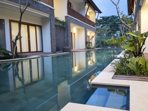 Imagen de la piscina del Hotel Mahana Boutique Apartment. Foto 19