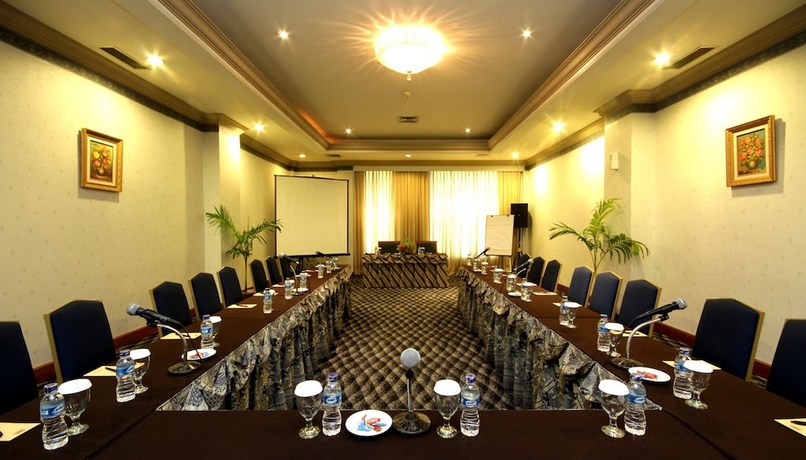 Imagen de los interiores del Hotel Maharadja. Foto 11