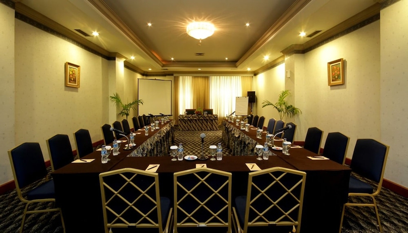Imagen de los interiores del Hotel Maharadja. Foto 14