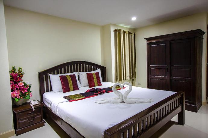 Imagen general del Hotel Maharaj Grand. Foto 3
