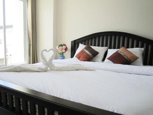 Imagen de la habitación del Hotel Maharaj Grand. Foto 7