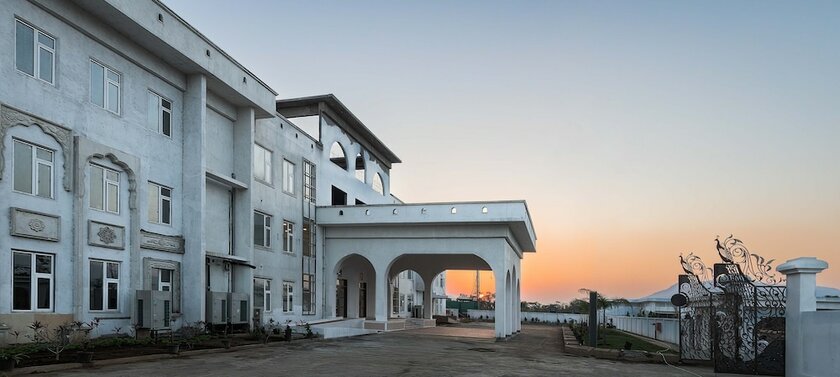 Imagen general del Hotel Maharaja Agrasen Palace - Pure Vegetarian. Foto 5