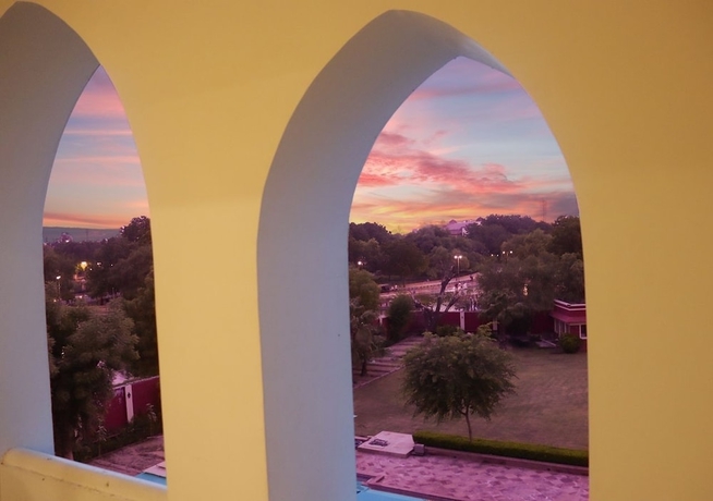 Imagen de la habitación del Hotel Maharaja Ganga Mahal. Foto 13