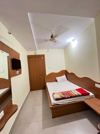 Imagen de la habitación del Hotel Maharaja Homestay. Foto 4