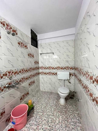 Imagen de la habitación del Hotel Maharaja Homestay. Foto 9