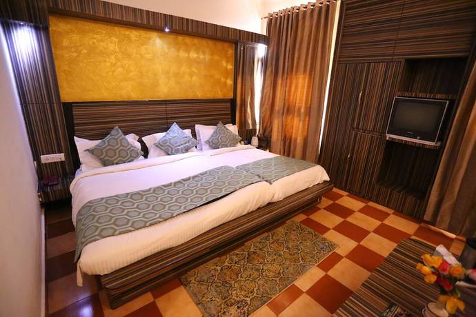 Imagen de la habitación del Hotel Maharaja Inn. Foto 11
