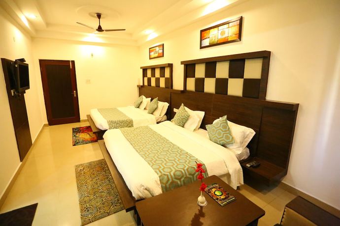Imagen de la habitación del Hotel Maharaja Inn. Foto 13