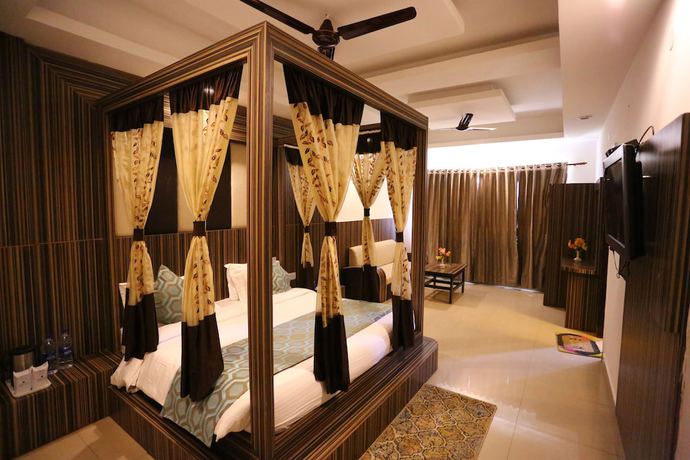 Imagen de la habitación del Hotel Maharaja Inn. Foto 14