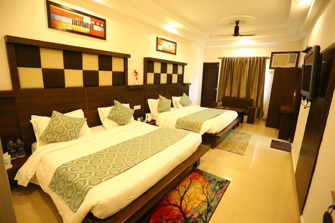 Imagen de la habitación del Hotel Maharaja Inn. Foto 17