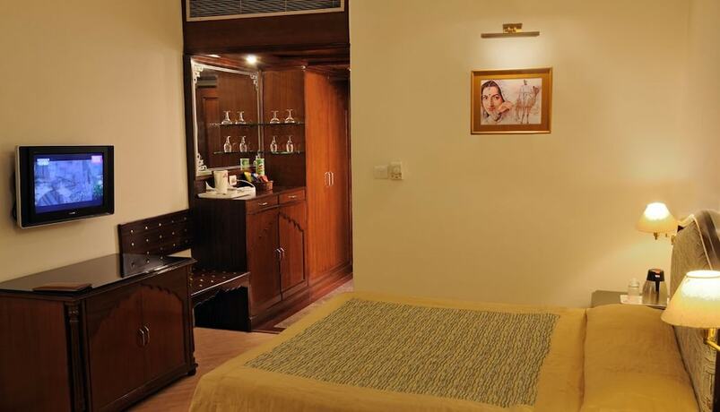 Imagen general del Hotel Maharaja Regency, Ludhiana. Foto 3