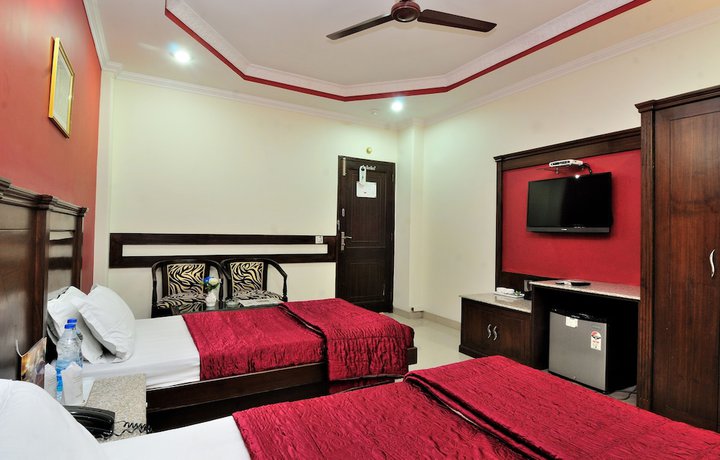 Imagen de la habitación del Hotel Maharaja Residency, Jalandhar. Foto 14