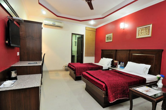 Imagen de la habitación del Hotel Maharaja Residency, Jalandhar. Foto 17