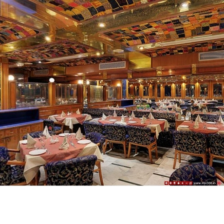 Imagen del bar/restaurante del Hotel Maharani Palace, JAIPUR. Foto 4