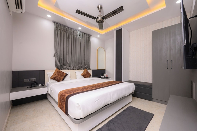 Imagen de la habitación del Hotel Maharani Palace, Varanasi. Foto 2