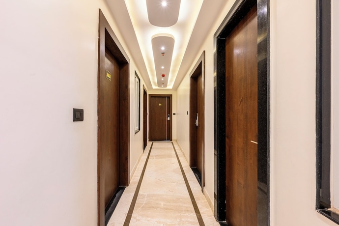 Imagen de los interiores del Hotel Maharani Palace, Varanasi. Foto 13