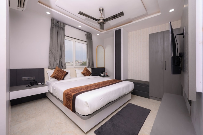 Imagen de la habitación del Hotel Maharani Palace, Varanasi. Foto 8