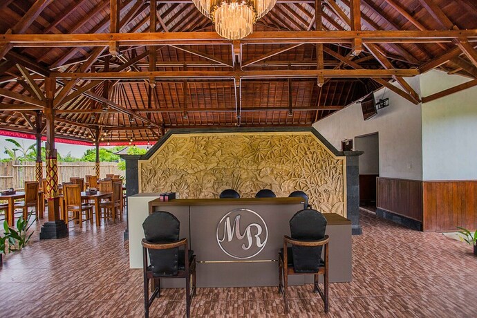 Imagen de los interiores del Hotel Maharatu Villas. Foto 34