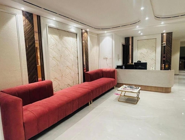 Imagen de los interiores del Hotel Maharishi Inn. Foto 11