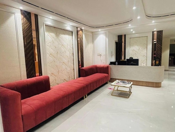 Imagen de los interiores del Hotel Maharishi Inn. Foto 15