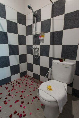 Imagen de la habitación del Hotel Mahayana Kuta. Foto 17