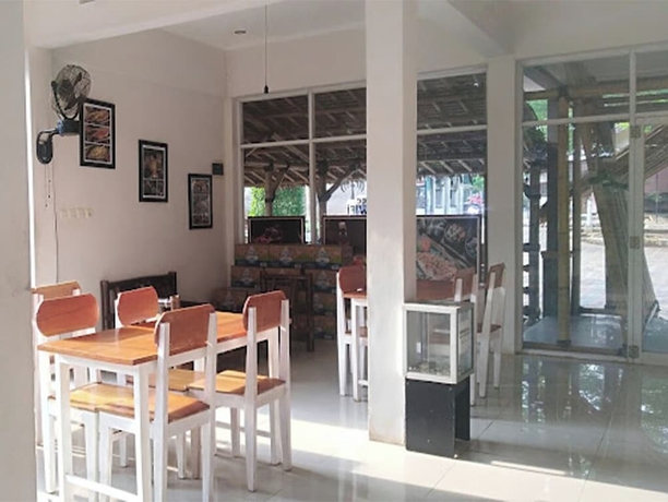 Imagen de los interiores del Hotel Mahayun Guest House Syariah. Foto 16