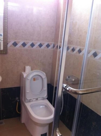 Imagen de la habitación del Hotel Mahe Holiday Resort. Foto 13