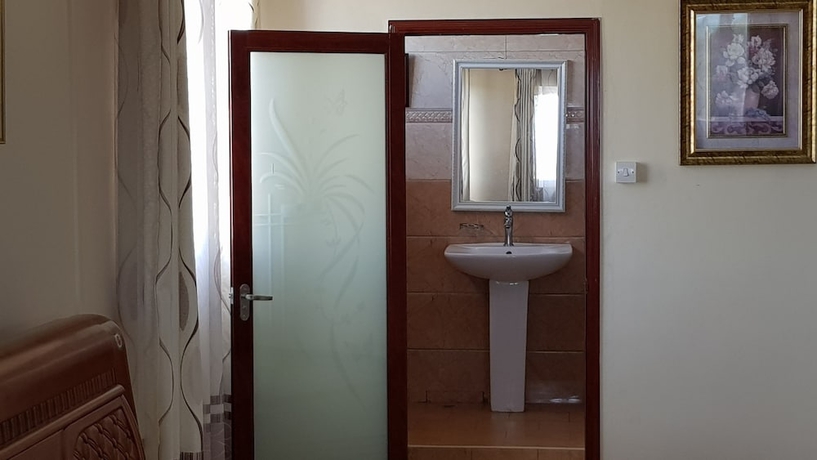 Imagen de la habitación del Hotel Mahe Holiday Resort. Foto 14
