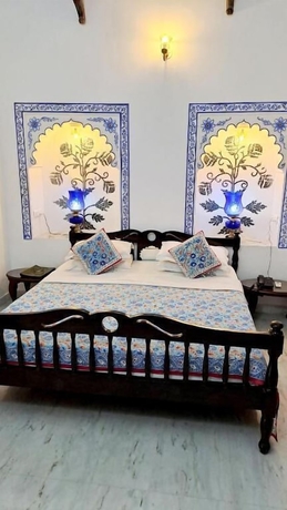 Imagen de la habitación del Hotel Mahendra Prakash. Foto 5
