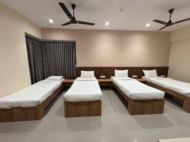 Imagen de la habitación del Hotel Maheshwaram Vijay Nagar Indore. Foto 4