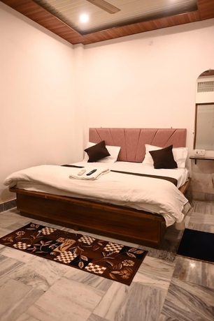 Imagen de la habitación del Hotel Maheswari Villa. Foto 4