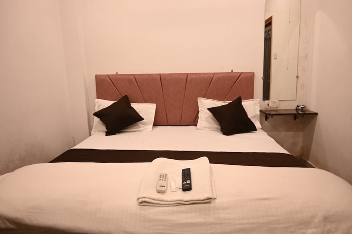 Imagen de la habitación del Hotel Maheswari Villa. Foto 5