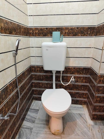 Imagen de la habitación del Hotel Maheswari Villa. Foto 12