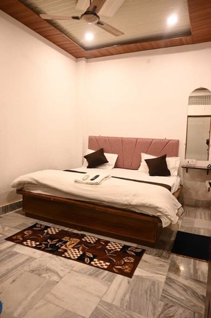 Imagen de los interiores del Hotel Maheswari Villa. Foto 13