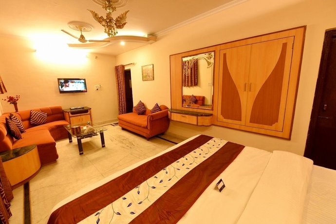Imagen de la habitación del Hotel Mahima. Foto 15