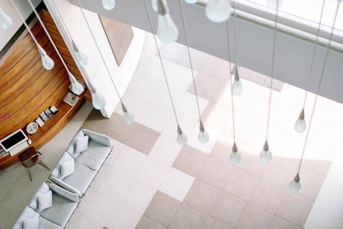 Imagen de los interiores del Hotel Mahogany, Bali. Foto 16