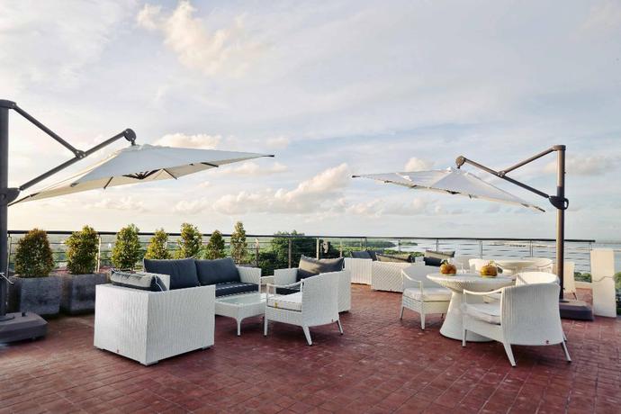 Imagen de los exteriores del Hotel Mahogany, Bali. Foto 15