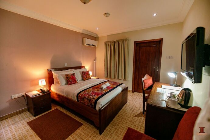 Imagen de la habitación del Hotel Mahogany Lodge, Cantonments. Foto 11