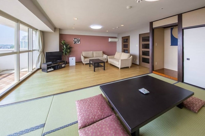 Imagen de la habitación del Hotel Maholova Minds Miura. Foto 4
