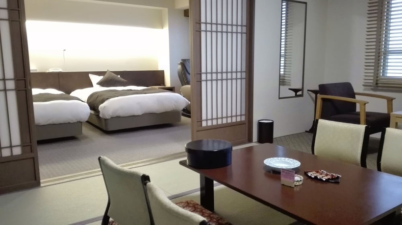 Imagen de la habitación del Hotel Mahoroba. Foto 18