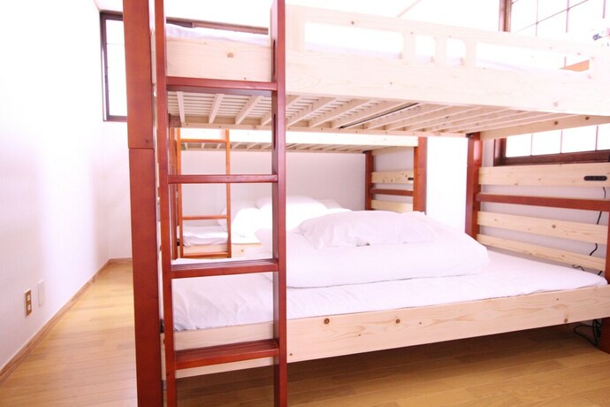 Imagen de la habitación del Hotel Mahoroba, Motobu. Foto 25